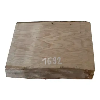 Deska Jesionowa 30x16-20x2,1 cm