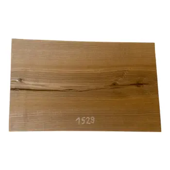 Deska Jesionowa 47x29-30x3,5 cm